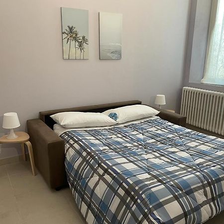 Azzurra House Lejlighed Marina Di Pisa Eksteriør billede