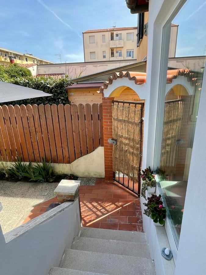 Azzurra House Lejlighed Marina Di Pisa Eksteriør billede