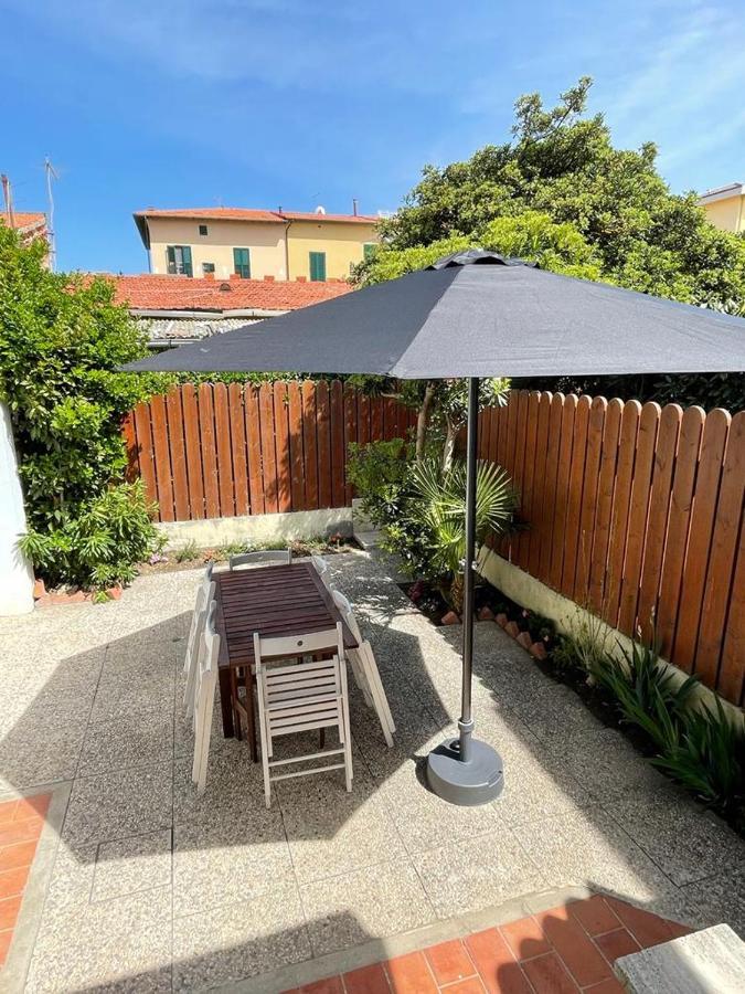 Azzurra House Lejlighed Marina Di Pisa Eksteriør billede