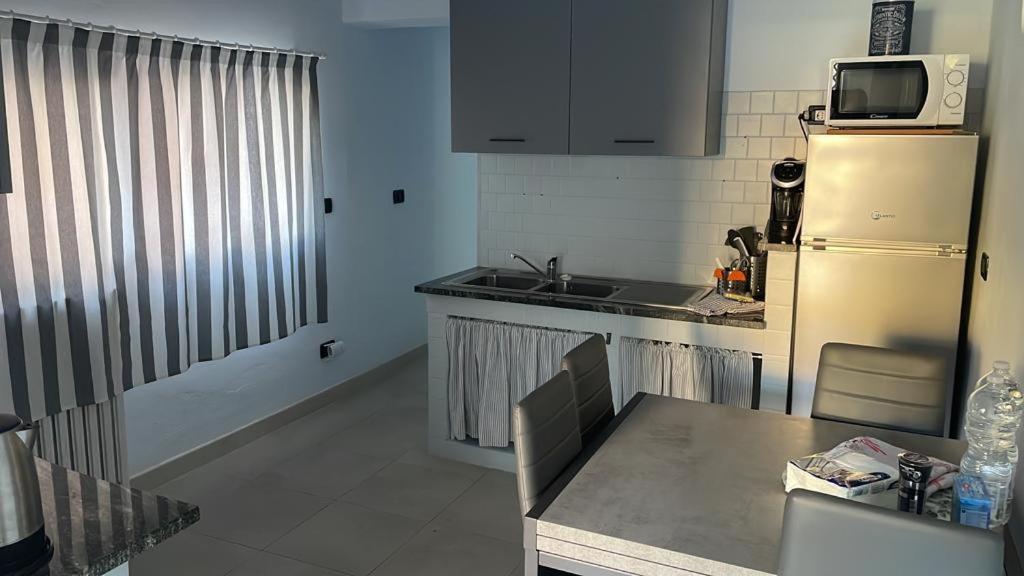 Azzurra House Lejlighed Marina Di Pisa Eksteriør billede
